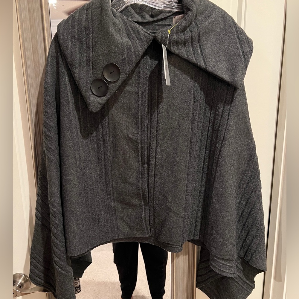 Le Moda Gray Pleated Cape Shawl One Size